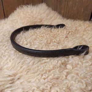 _yksinkertainen otsapanta_ratsun suitset__käsin ommellut suitset_mittatilaussuitset_suitset mittatilaustyönä_käsin tehdyt suitset_kotimaiset suitset_suomessa valmistetut suitset_bridlemaker_laadukkaat suitset_koristeelliset suitset_suitset strasseilla_suitset laadukasta nahkaa_