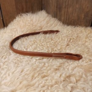 _yksinkertainen otsapanta_ratsun suitset__käsin ommellut suitset_mittatilaussuitset_suitset mittatilaustyönä_käsin tehdyt suitset_kotimaiset suitset_suomessa valmistetut suitset_bridlemaker_laadukkaat suitset_koristeelliset suitset_suitset strasseilla_suitset laadukasta nahkaa_