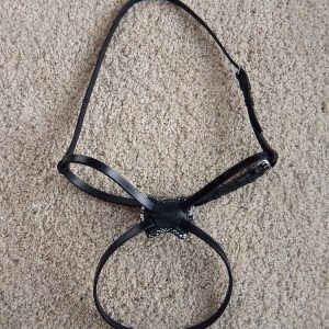 meksikolainen turparemmi_käsin ommellut suitset_mittatilaussuitset_suitset mittatilaustyönä_käsin tehdyt suitset_kotimaiset suitset_suomessa valmistetut suitset_bridlemaker_laadukkaat suitset_koristeelliset suitset_suitset strasseilla_suitset laadukasta nahkaa_