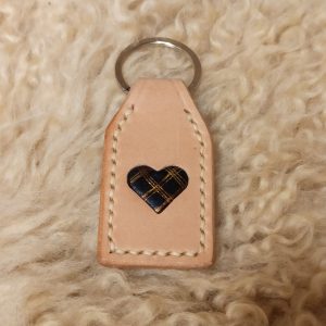 Laadukas kotimainen avaimenperä